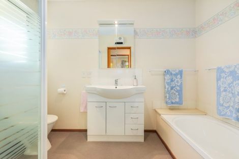 Photo of property in 96 Proctor Street, Papanui, Christchurch, 8053