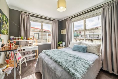 Photo of property in 50 Seddon Street, Wallaceville, Upper Hutt, 5018