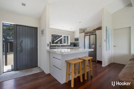 Photo of property in 13 Waione Avenue, Athenree, Waihi Beach, 3177