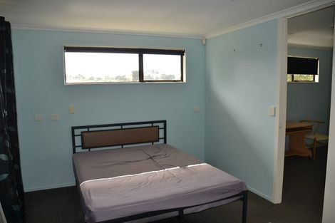 Photo of property in 580 Burtt Road, Runciman, Drury, 2578