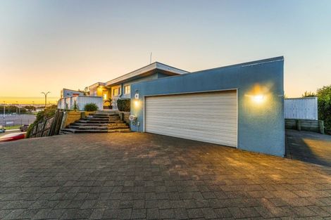 Photo of property in 475a Maunganui Road, Mount Maunganui, 3116