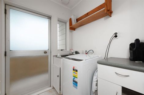 Photo of property in 76a Borich Road, Sunnyvale, Auckland, 0612