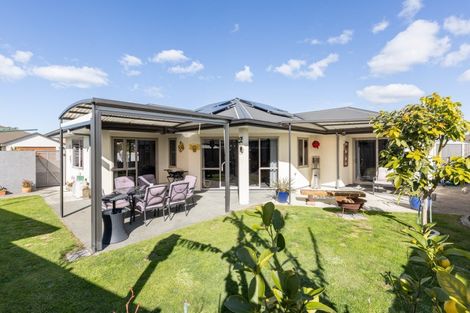Photo of property in 9 Pania Place, Poraiti, Napier, 4112