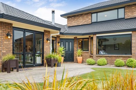 Photo of property in 7 Alpine Grove, Kelvin Grove, Palmerston North, 4414