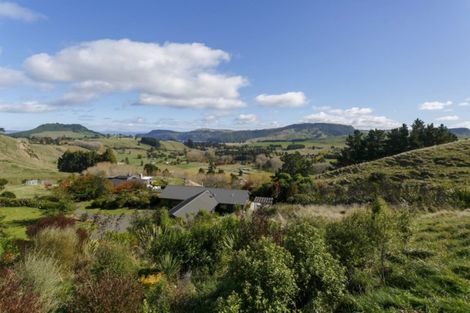 Photo of property in 32 Piro Place, Acacia Bay, Taupo, 3385