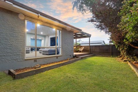 Photo of property in 7 Lake Terrace Road, Burwood, Christchurch, 8061