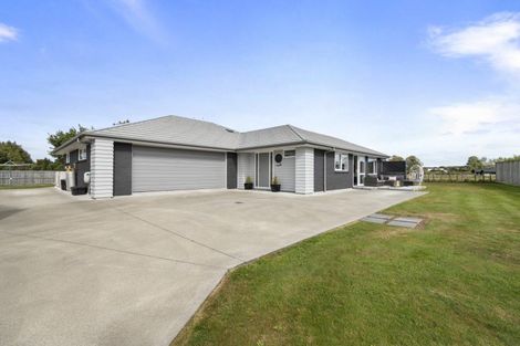 Photo of property in 11 Landon Way, Maewa, Feilding, 4702
