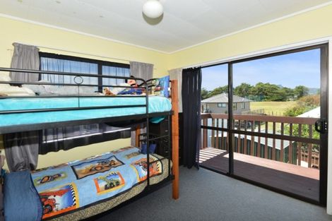 Photo of property in 28 Manaia View Road, One Tree Point, 0118