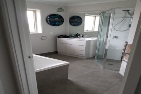 Photo of property in 9 Hurunui Drive, Te Awa, Napier, 4110