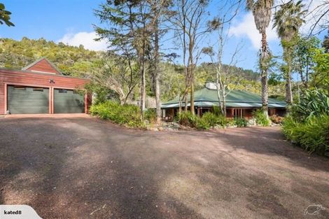 Photo of property in 118 Bethells Road, Waitakere, Henderson, 0781