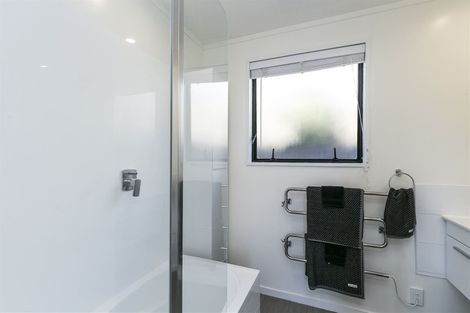 Photo of property in 16b Trinidad Crescent, Grenada Village, Wellington, 6037