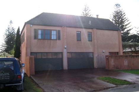 Photo of property in 6 Noel Avenue, Orewa, 0931