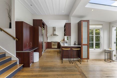 Photo of property in 35 St Marys Road, Saint Marys Bay, Auckland, 1011