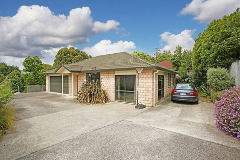 Photo of property in 11 George Arthur Place, Pukekohe, 2120