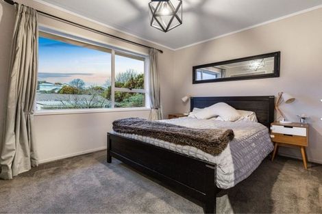 Photo of property in 2/13 Zita Maria Drive, Massey, Auckland, 0614