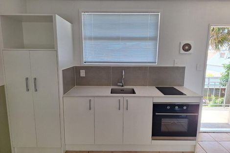 Photo of property in 4/69a Landscape Road, Mount Eden, Auckland, 1024