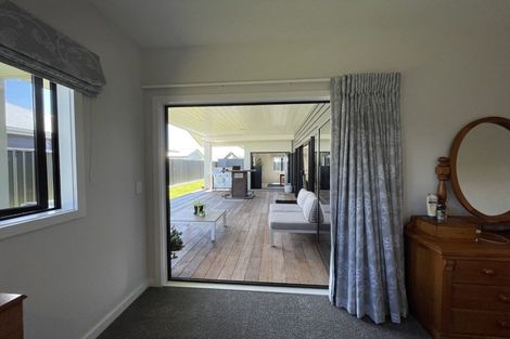 Photo of property in 9 Gee Place, Taradale, Napier, 4112