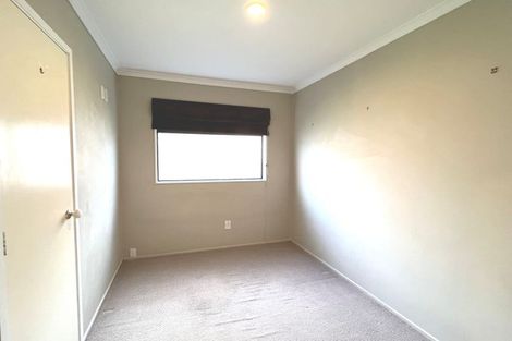Photo of property in 1/13a Kitewao Street, Northcote, Auckland, 0627