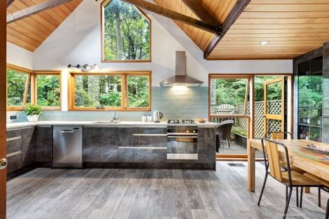 Photo of property in 28c Marlborough Street, Silverstream, Upper Hutt, 5019