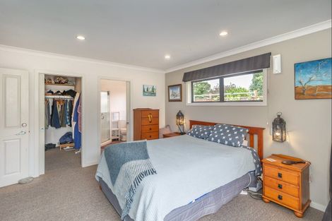 Photo of property in 177 Queen Street West, Levin, 5510