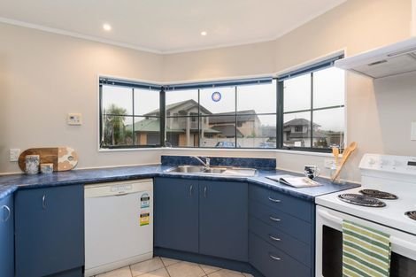 Photo of property in 16 Peppertree Lane, Woodridge, Wellington, 6037