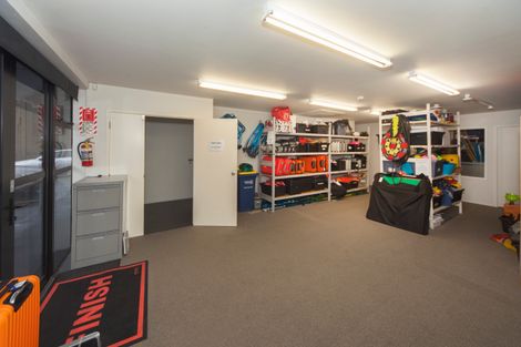 Photo of property in 11 Central Park Drive, Te Atatu South, Auckland, 0610