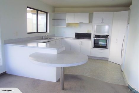 Photo of property in 12c Parris Street, Moturoa, New Plymouth, 4310