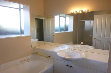 Photo of property in 60a Daniels Road, Redwood, Christchurch, 8051