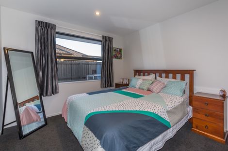 Photo of property in 41 Te Whenu Crescent, Marshland, Christchurch, 8083