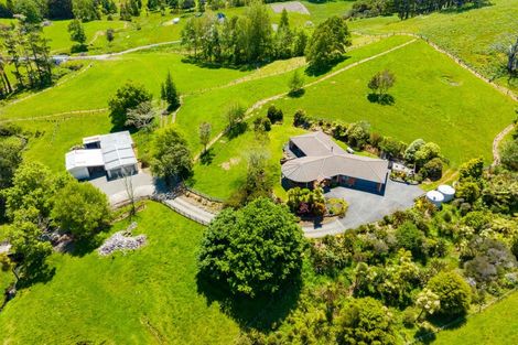 Photo of property in 103 Awa Road, Kumeu, 0891