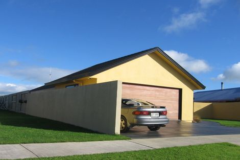 Photo of property in 27 Washington Parade, Milson, Palmerston North, 4414