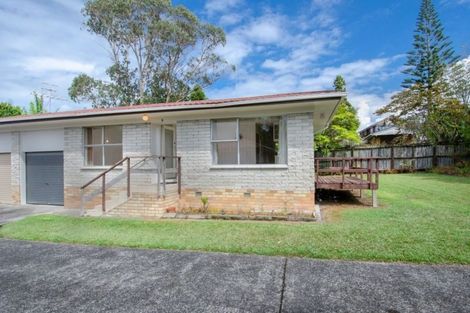 Photo of property in 1/14 Battle Place, Glenfield, Auckland, 0629