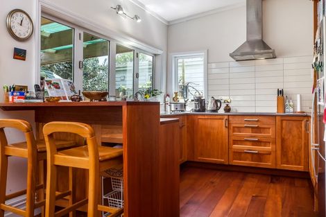 Photo of property in 25 Kowhai Street, Mount Eden, Auckland, 1024