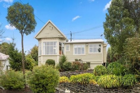 Photo of property in 11 Glenross Street, Glenross, Dunedin, 9011