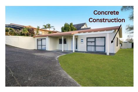 Photo of property in 1/14 Santa Monica Place, Goodwood Heights, Auckland, 2105