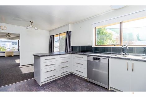 Photo of property in 5a Innes Street, Waimate, 7924