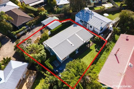 Photo of property in 1/48 Bond Crescent, Forrest Hill, Auckland, 0620