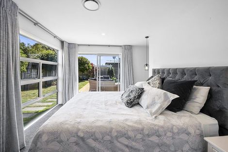 Photo of property in 7 Tupare Place, Highlands Park, New Plymouth, 4312