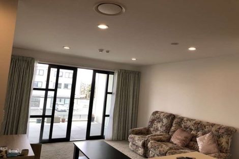 Photo of property in Apollo Apartments, 201/46 Rosedale Road, Rosedale, Auckland, 0632
