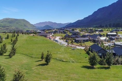 Photo of property in 29 Pendeen Crescent, Jacks Point, Queenstown, 9371