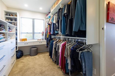 Photo of property in 27 Tosswill Road, Tahunanui, Nelson, 7011