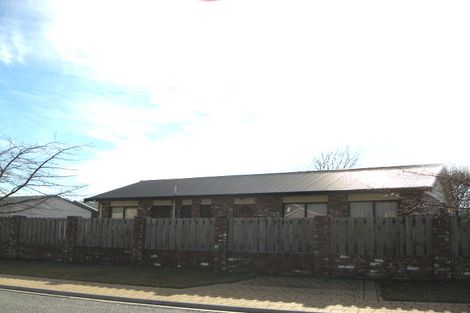 Photo of property in 48 Meadowstone Drive, Wanaka, 9305