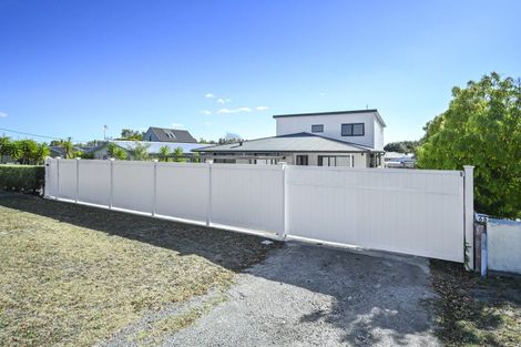 Photo of property in 68 Middle Road, Havelock North, 4130