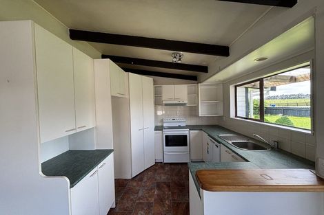 Photo of property in 2 Channel View Road, Clarks Beach, Pukekohe, 2679