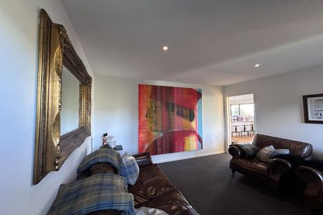 Photo of property in 2 Wanderer Lane, Jacks Point, Queenstown, 9371