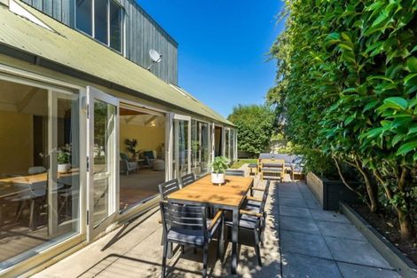 Photo of property in 2/8 Guinness Crescent, Ilam, Christchurch, 8041