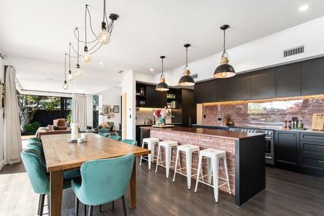 Photo of property in 16 Fendalton Road, Fendalton, Christchurch, 8014