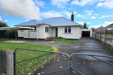Photo of property in 15 Maire Street, Levin, 5510