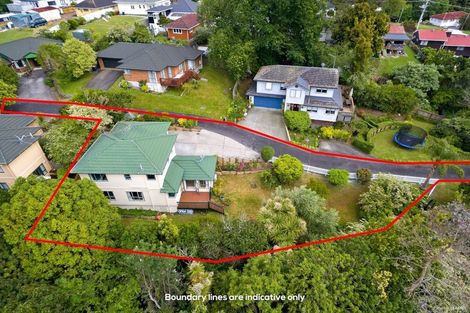 Photo of property in 15 Ryehill Close, New Lynn, Auckland, 0600