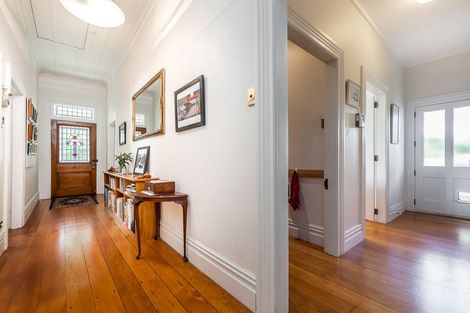 Photo of property in 25 Kowhai Street, Mount Eden, Auckland, 1024